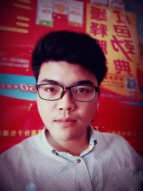 我是红四方复合肥业务经理杜建 我是红四方复合肥业务经理杜建